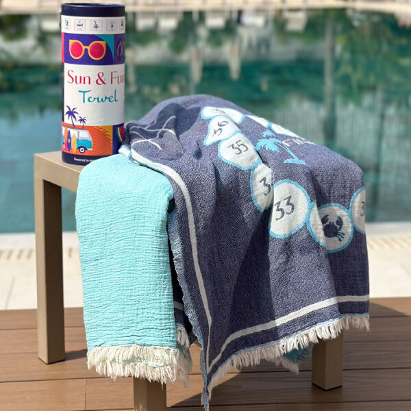 Hamamdoek Sun & Fun Game Towel Blue