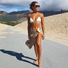 Pareo Batik Pareo met Gesp Life is an adventure